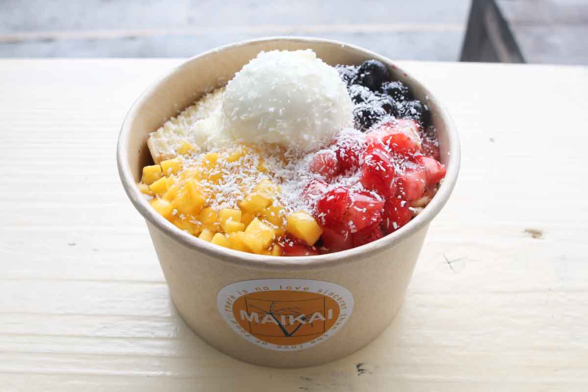 濃厚アサイー×自家製グリークヨーグルトの最強タッグ！「MAIKAI」で楽しむ究極のアサイーボウルとハワイ在住者絶賛のポケボウル（那覇市）