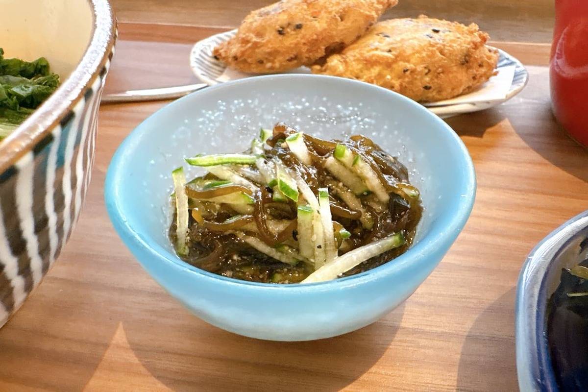 朝7時OPEN☆気軽に琉球料理が楽しめる！「琉球Styleまつもと」で沖縄県産食材を活かした料理はいかが？（那覇市）