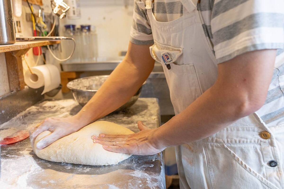 唯一無二の食感が忘れられない「モジャのパン屋」“素朴で力強い”味わいが愛され続ける理由（宮古島市）
