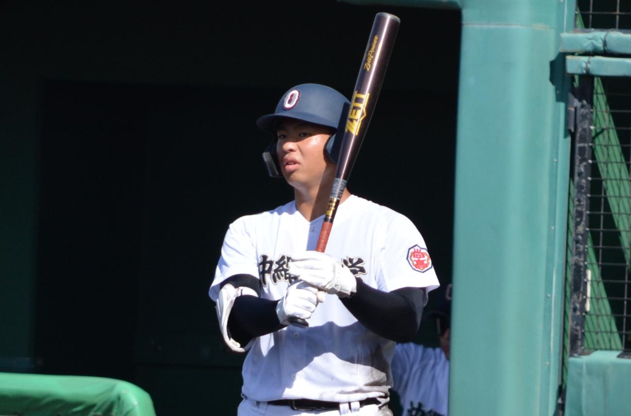 四番DH 末吉良丞が二塁打２本、２打点。「本職は投手なので」とエース奪還への拘りと憤り
