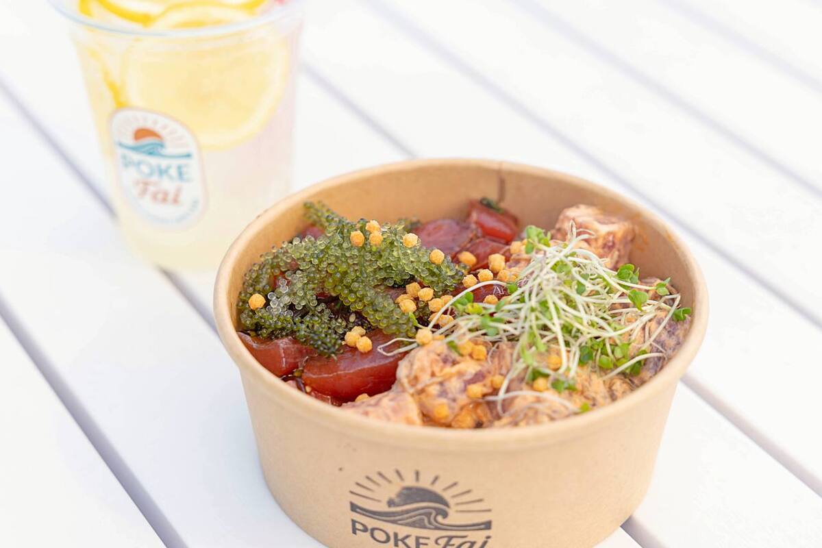 宮古島のマグロを“引き算のおいしさ”で！この場所だからこそ出会える一皿「POKE Fai MIYAKO MARKET CAFE&BAR」（宮古島市）