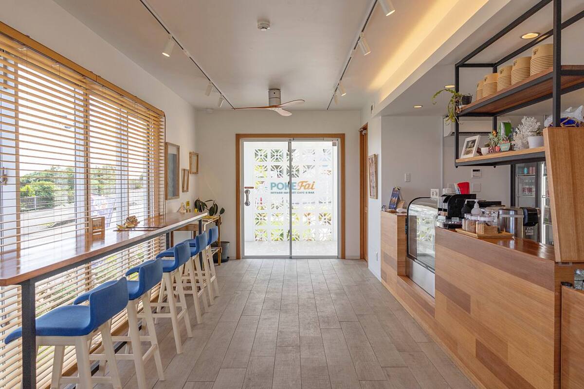 宮古島のマグロを“引き算のおいしさ”で！この場所だからこそ出会える一皿「POKE Fai MIYAKO MARKET CAFE&BAR」（宮古島市）