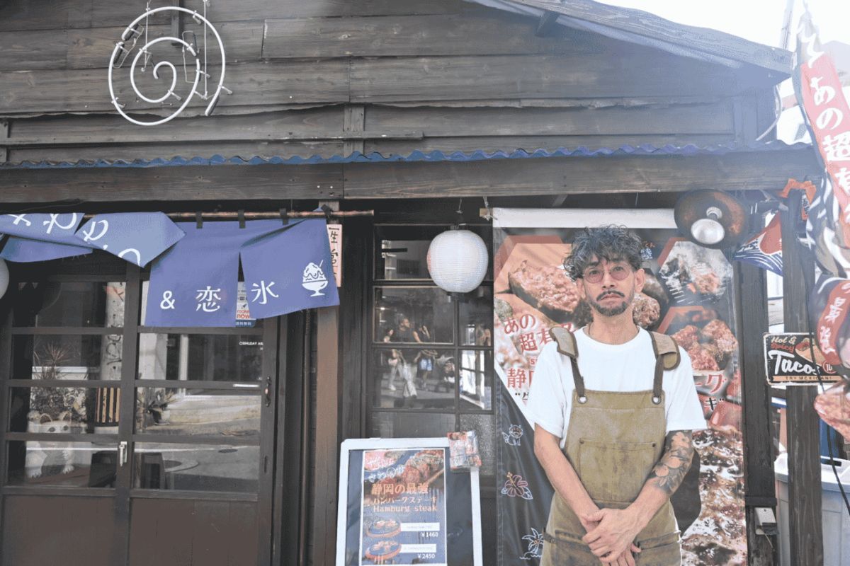 静岡で人気の味わいを沖縄で！牛肉100％ハンバーグとふわふわかき氷の店「さわかじハンバーグ & 恋氷」（那覇市）