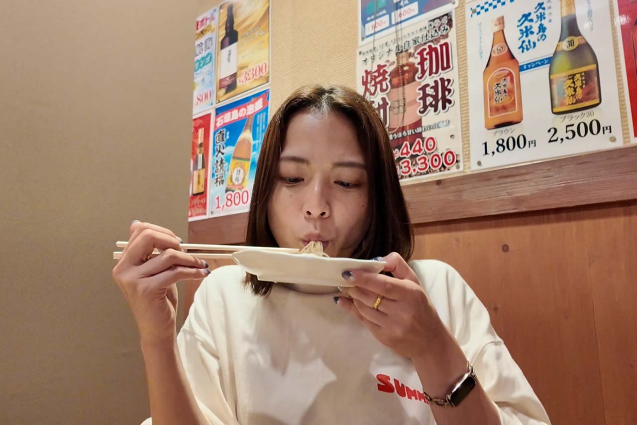 串焼1本150円！豊富なメニューと掘りごたつでゆったり♪地元民に愛される「居酒屋もりもり」〜喜友名ひとみの酒場巡り〜（豊見城市）