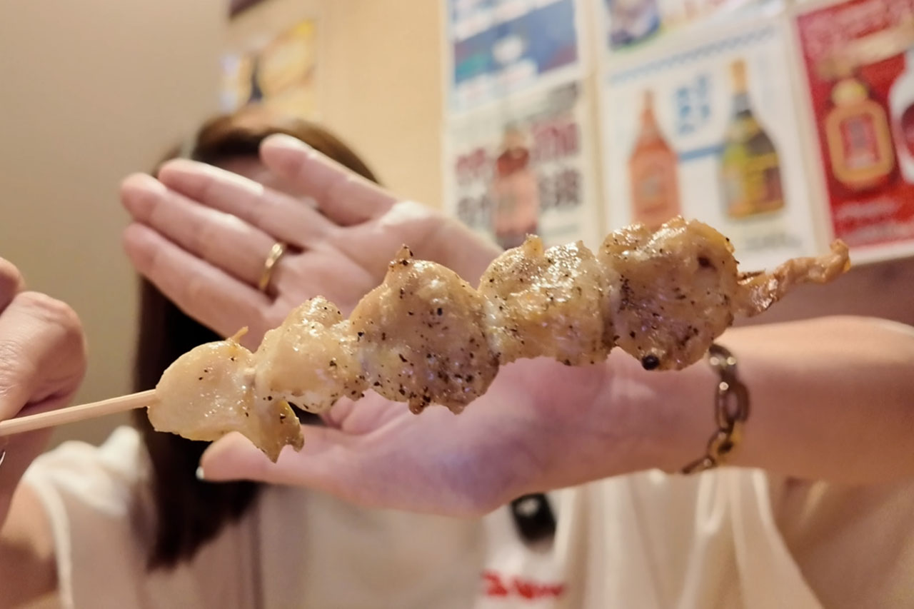 串焼1本150円！豊富なメニューと掘りごたつでゆったり♪地元民に愛される「居酒屋もりもり」〜喜友名ひとみの酒場巡り〜（豊見城市）