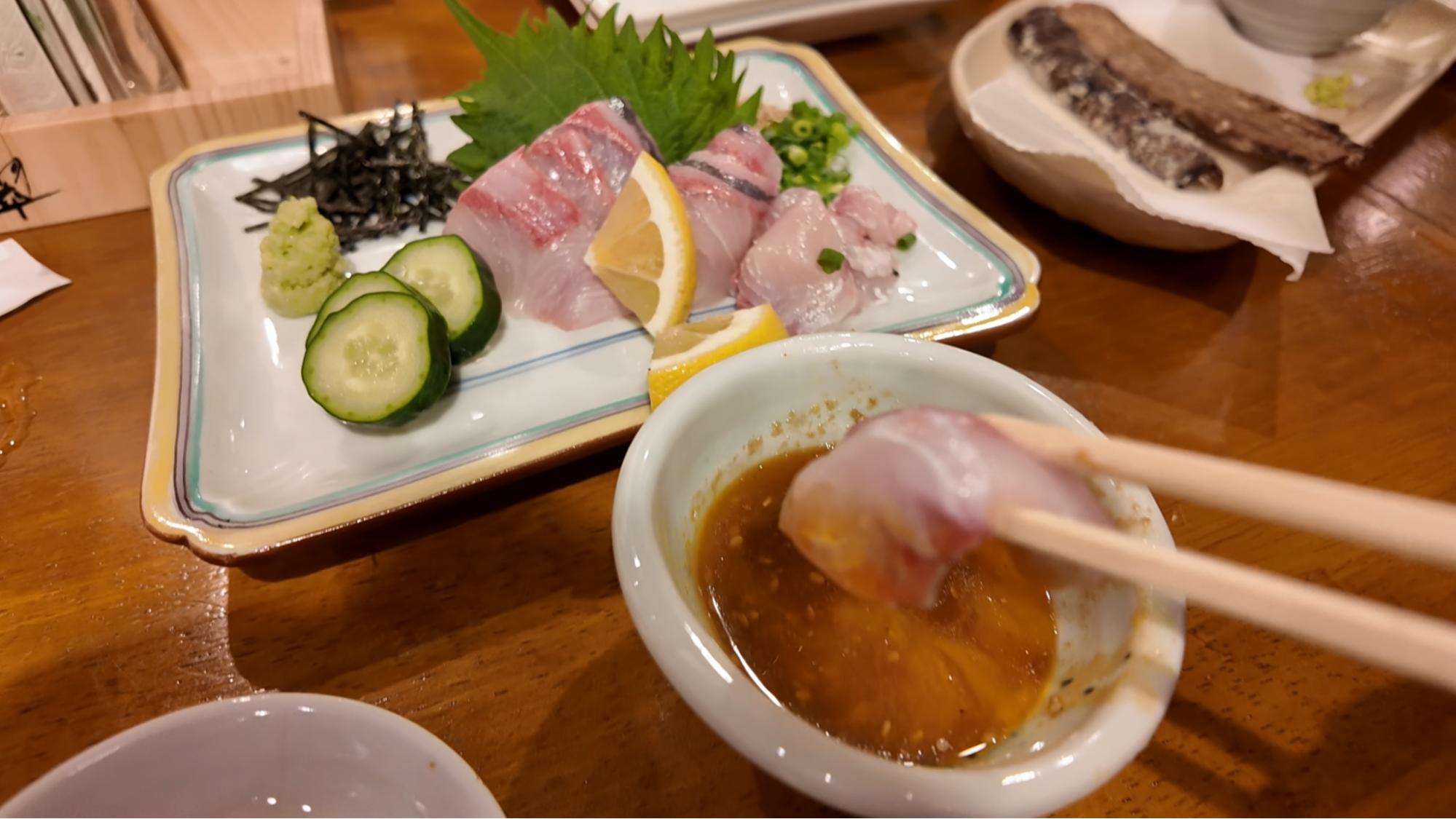 ごぼうが主役級の絶品料理に！？福岡育ちの料理長がもてなす「二代目ふみ坊亭」〜喜友名ひとみの酒場巡り〜（那覇市）