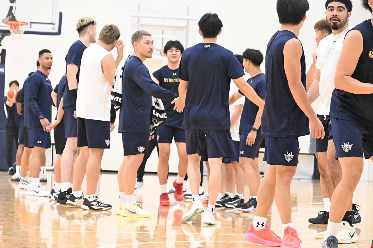 「背伸びをしないといけない相手」に挑むキングス 安永淳一GMが語る、開幕前に豪州の強豪を招く理由