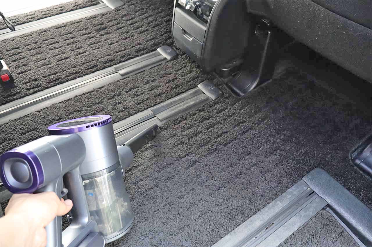 夏休みで車内がカオスに！？車社会の沖縄ならでは？整理収納のプロで大変身「散らからない車」ビフォーアフター