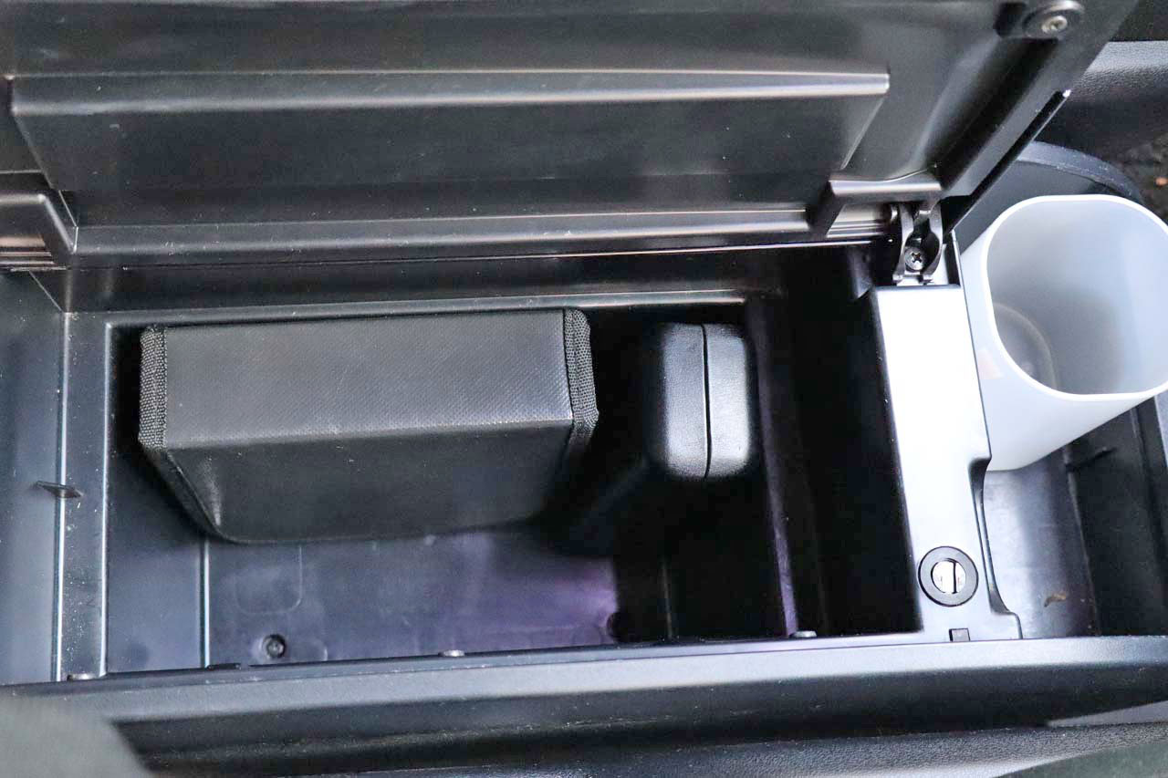 夏休みで車内がカオスに！？車社会の沖縄ならでは？整理収納のプロで大変身「散らからない車」ビフォーアフター
