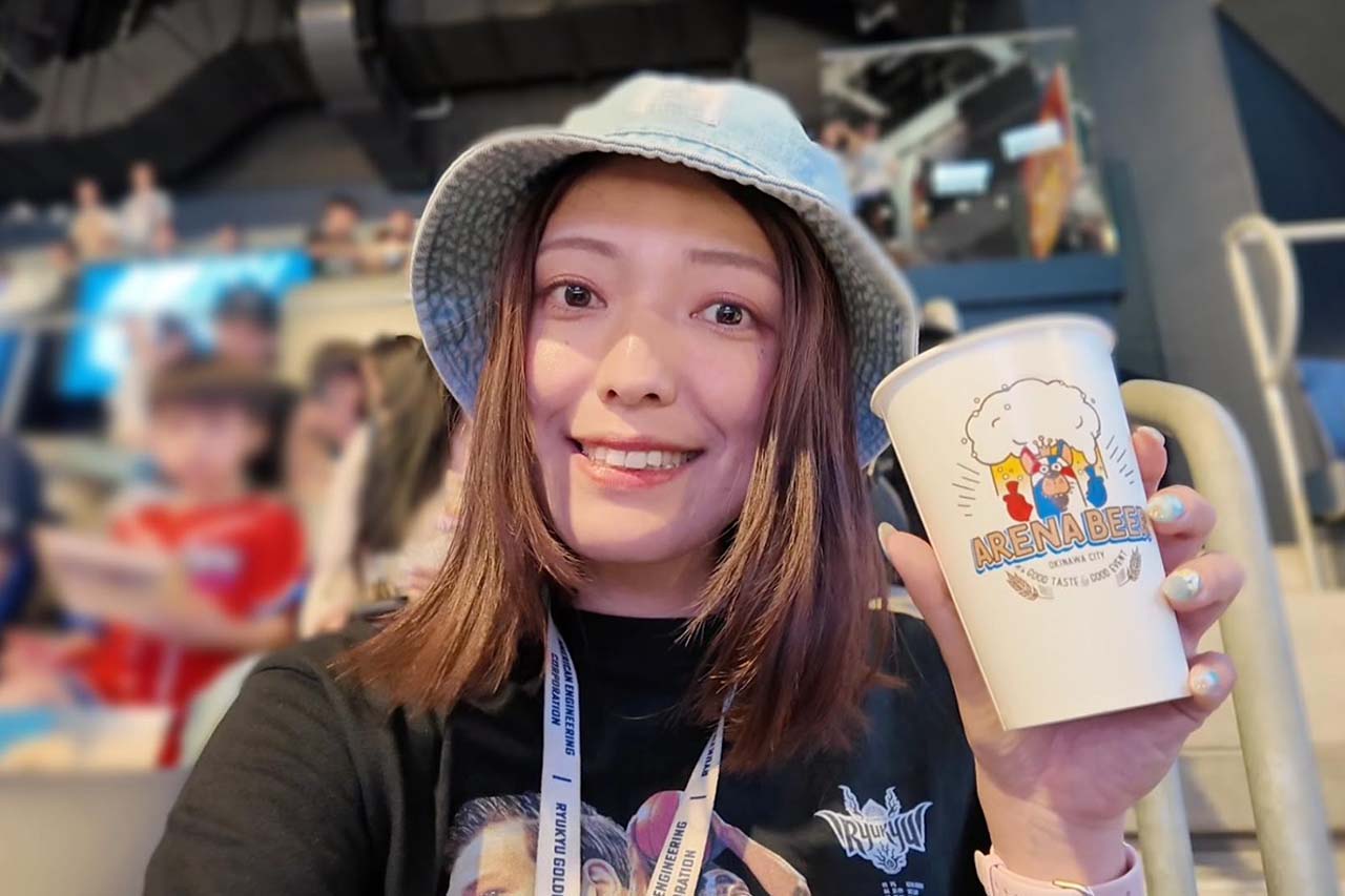 アリーナからアリーナへ。キングス観戦後は沖縄市園田「58ARENA」で感想をつまみに乾杯！〜喜友名ひとみの酒場巡り〜（沖縄市）