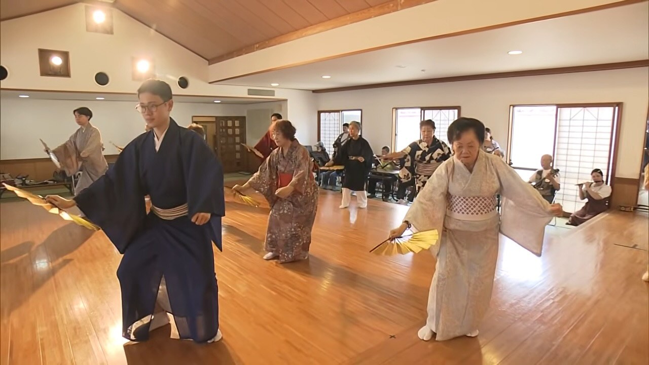 晴れの舞台へ再び踏み出す…「かぎやで風プロジェクト」の響きが幕上げを告げる新しい人生の光