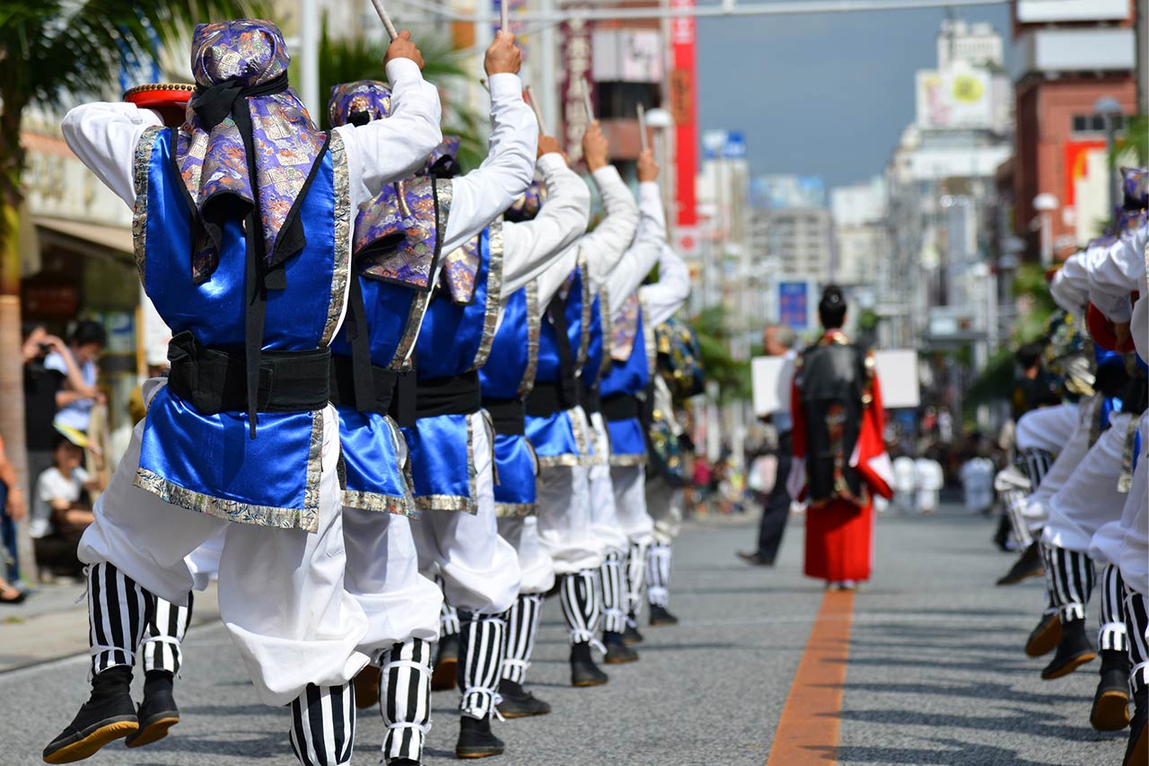【10月17日・18日】浦添は花火、国際通りは太鼓の海。てだこポケットフェスタと第32回 一万人のエイサー踊り隊♡あぐーのだしのそばから5層の玉子焼きまで