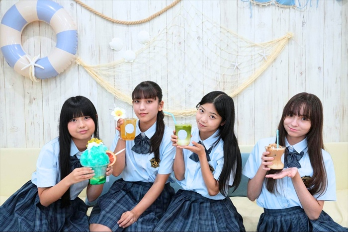 店内にブランコ＆砂浜!? 沖縄の海を感じる絶品カフェ「OKINAWA CAFE Blue shell」で映えスイーツ＆本格ドリンクを堪能